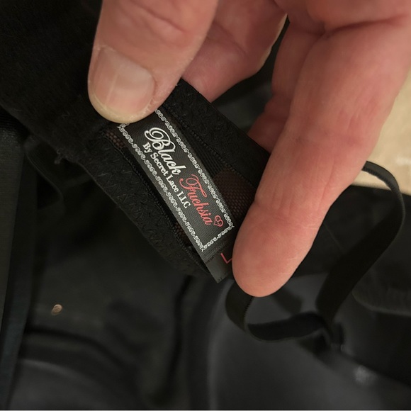 Black Fuchsia Secret Lace Womens Sequin Panel Bodysuit Size Large Art Deco New - Picture 7 of 12